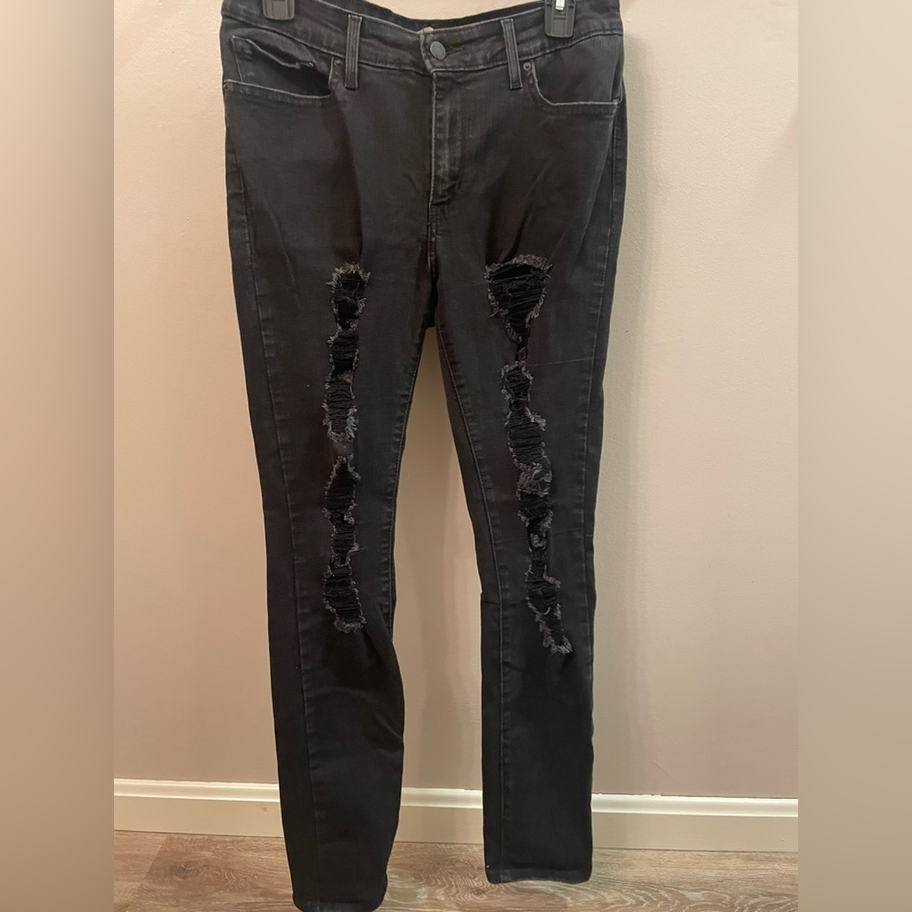 Levi 711 skinny jeans